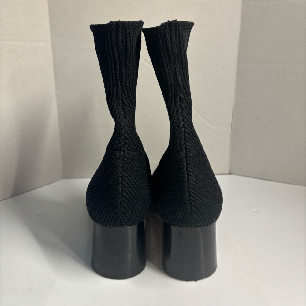 Vince. Black Sweater Sock Booties Sz 8 - Picture 4 of 8